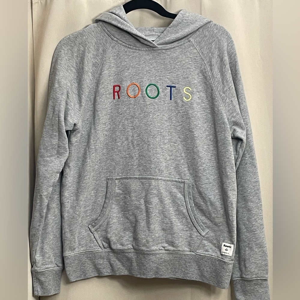 Roots size S, hoodie. Gray.